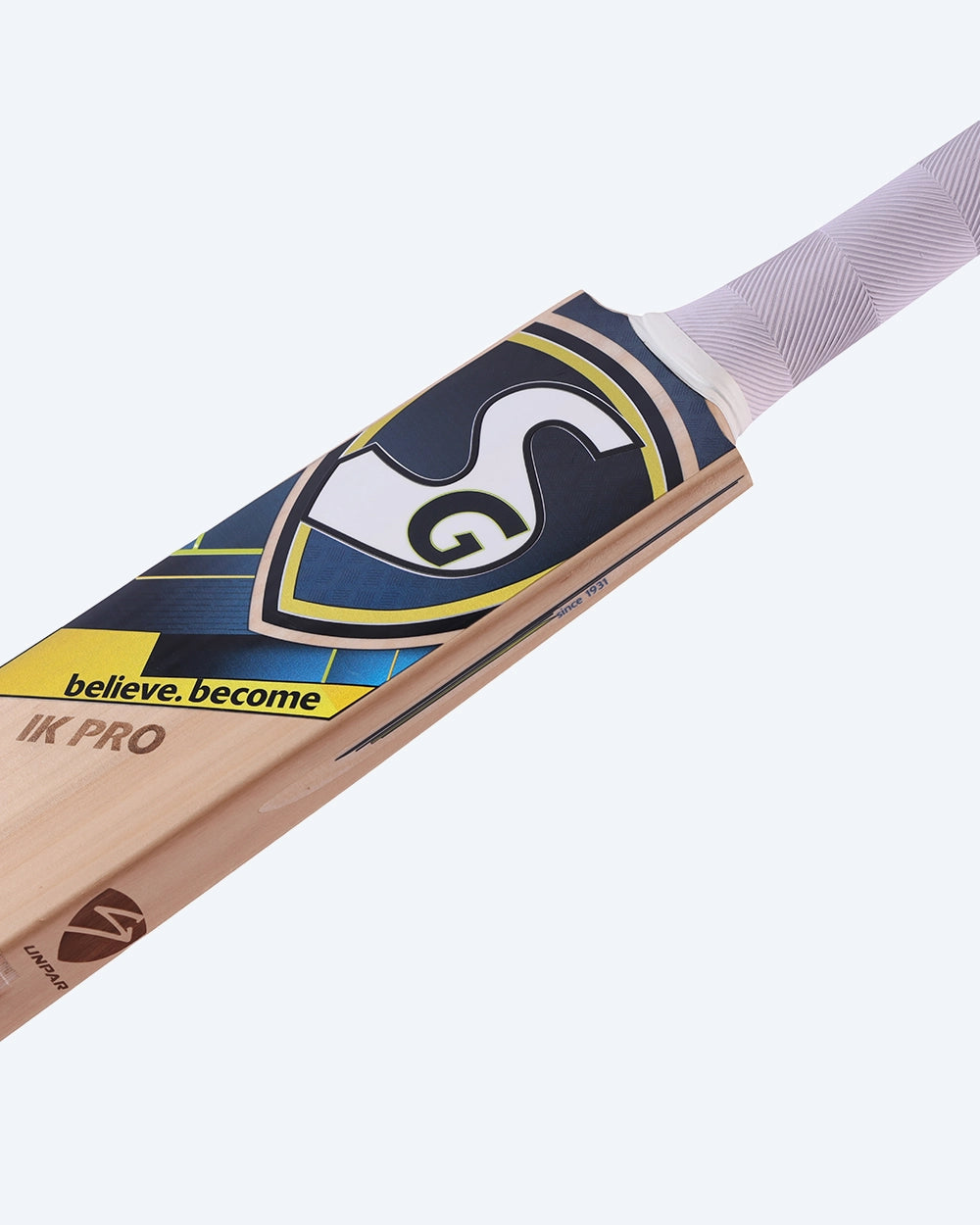 SG IK PRO Cricket Bat